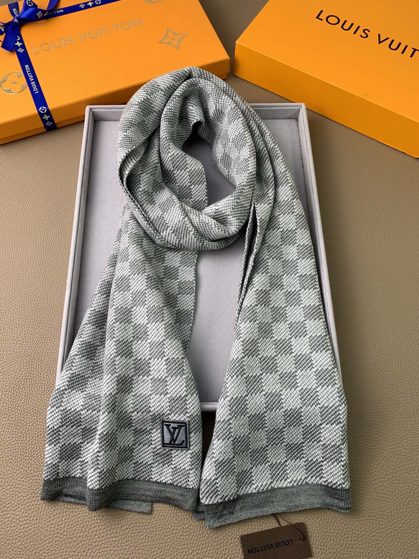 Louis Vuitton Scarf